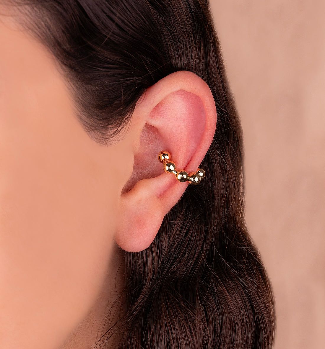 Ear Cuff Esferas Dorado  Ref: E387