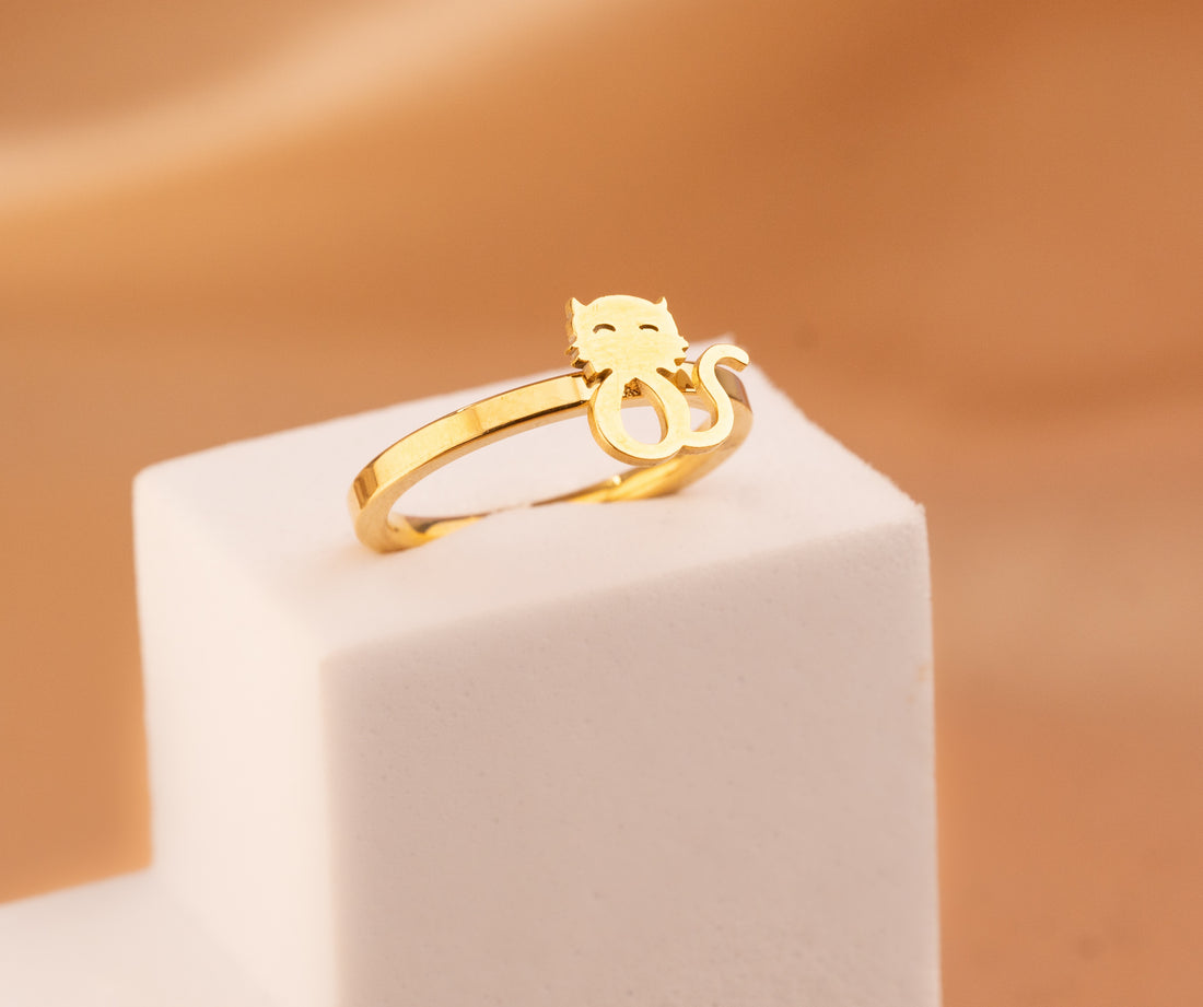 Anillo Gato Dorado Talla 7 Ref:A1700