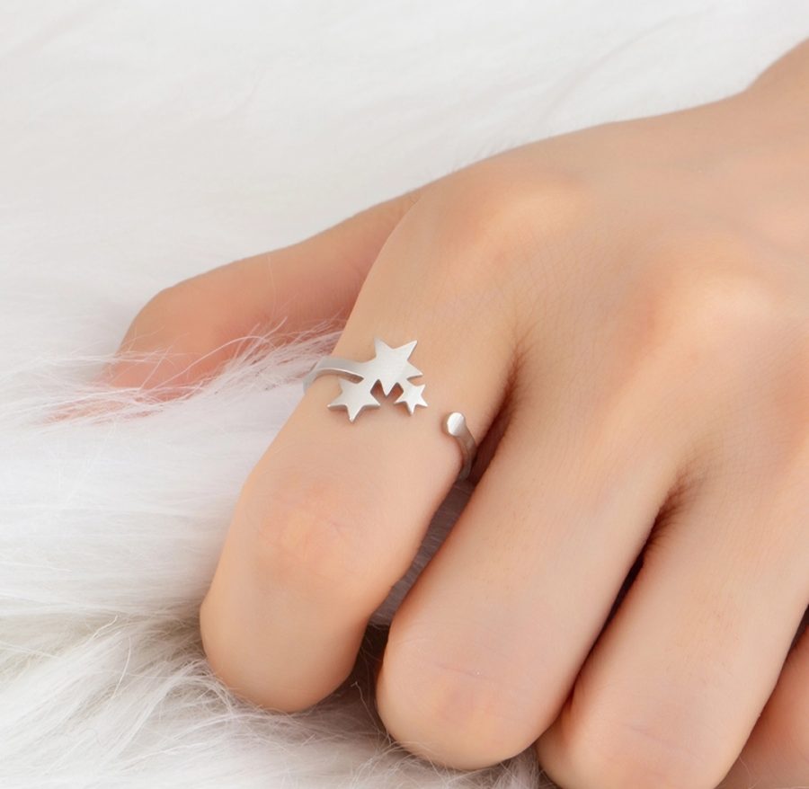 Anillo Tres Estrellas Plateado 051: Ref