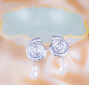 Aretes Caracol Plateados Ref: B1147